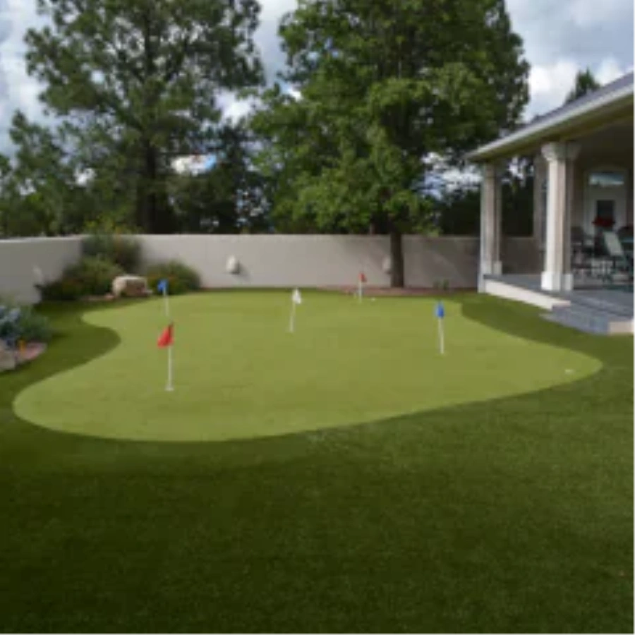 Planning the Perfect Backyard Putting Green to Fit Your Detroit and all of Michigan Yard